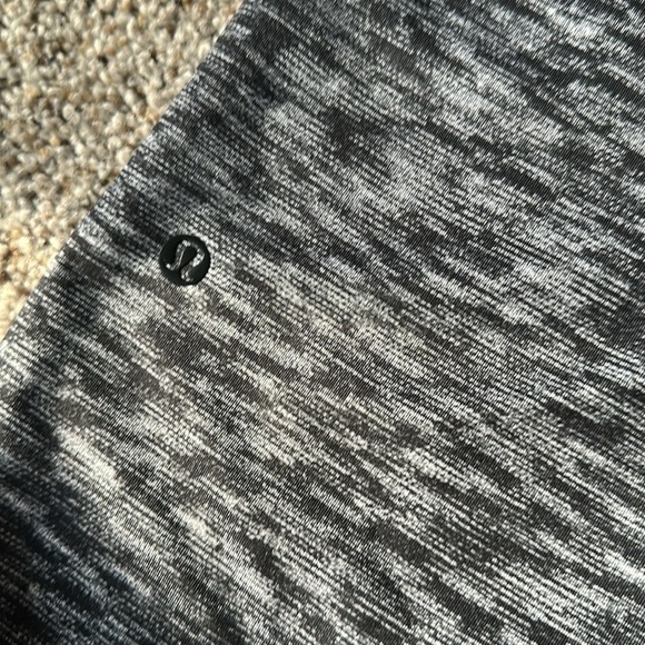 LULULEMON Jet Crop Slim Size 8 Static White, EEUC - Picture 7 of 8